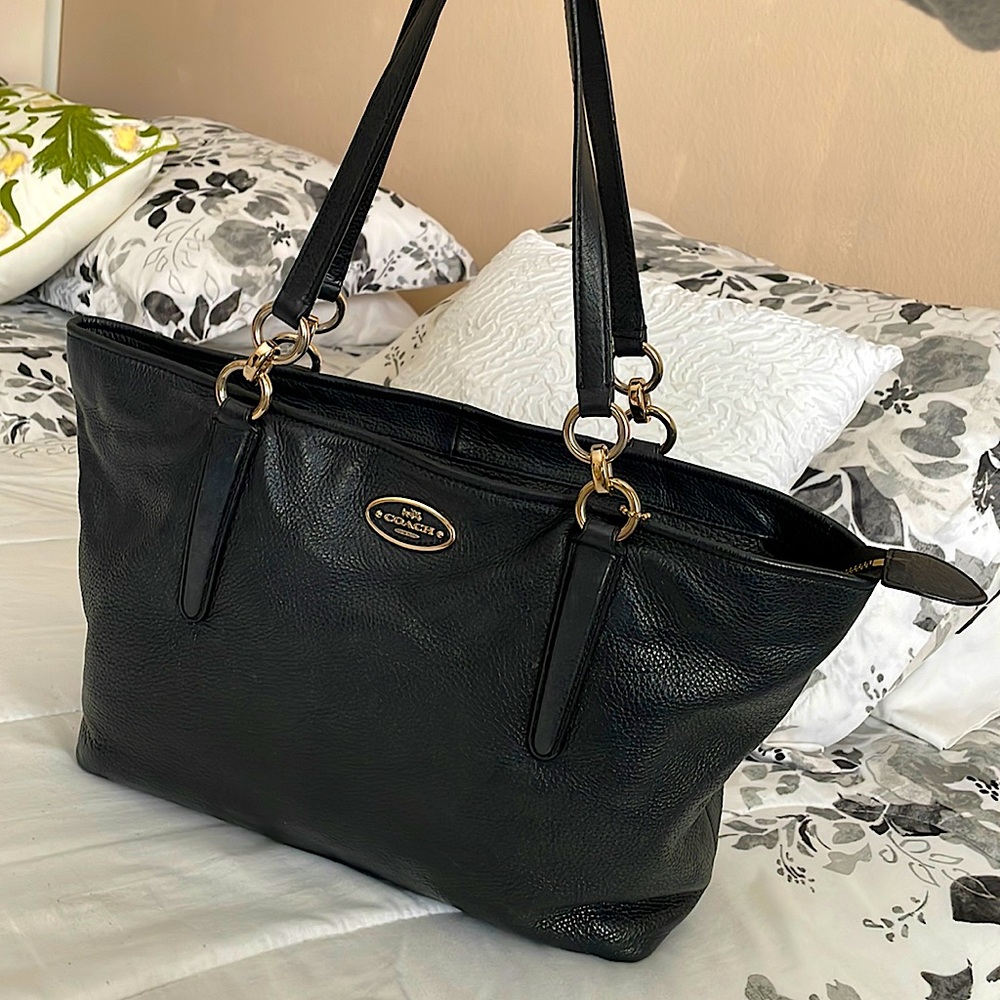 Coach Tote, black, pebbled leather, Medium.